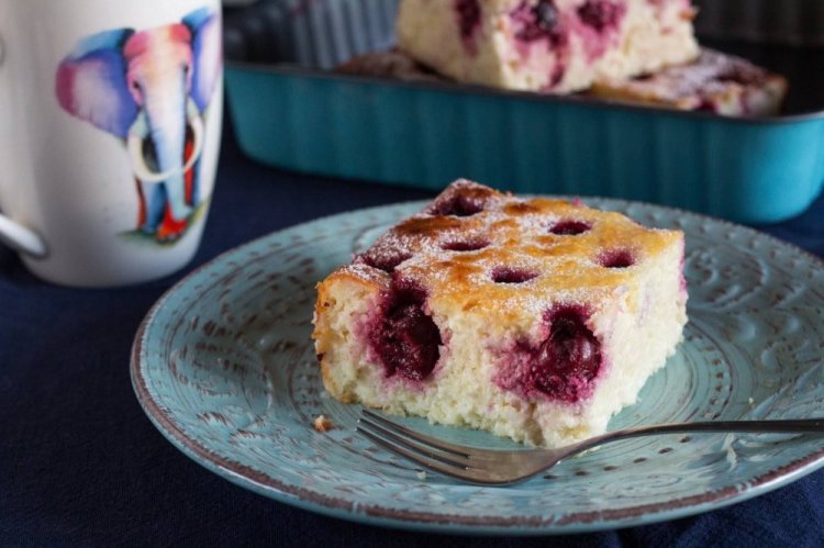 Pastel de requesón con bayas