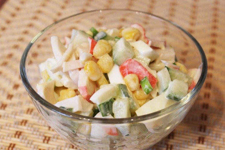 Healthy Crab Stick and Cucumber Salad