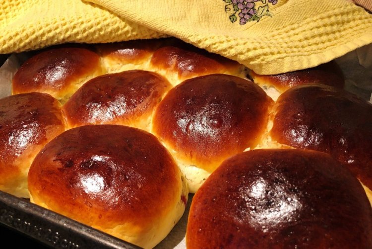 Sweet Buns with Jam