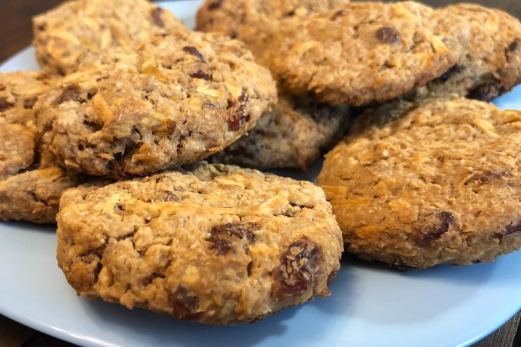Kefir Oatmeal Cookies