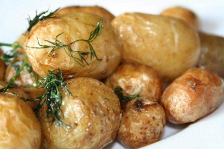 Jacket Potatoes in an Air Fryer