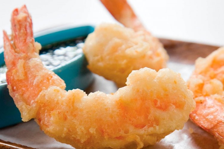 Camarones tempura en harina de arroz