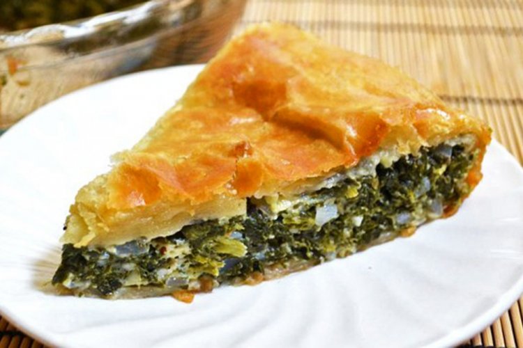 Lean Pour-Over Pie with Spinach
