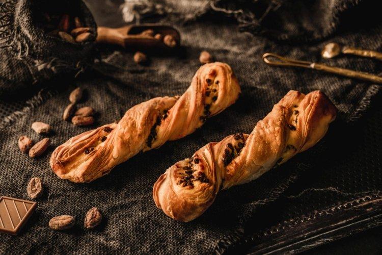 Sweet Nut Buns