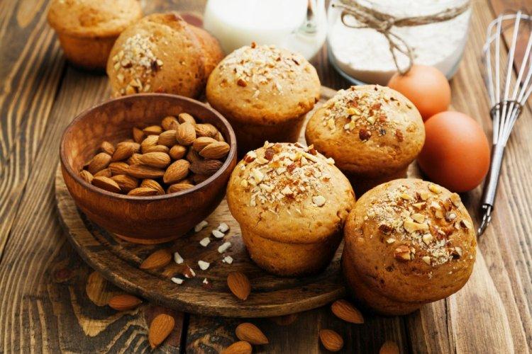 Sweet Keto Buns with Almond Flour