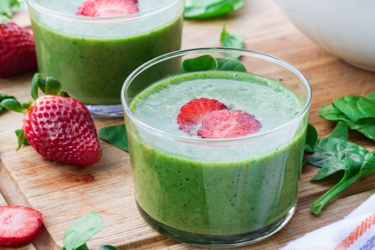 Strawberry and Spinach Smoothie