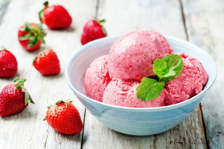 Strawberry Ice Cream
