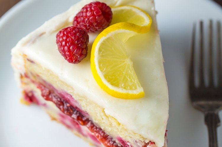 Pastel de Limón con Frambuesas
