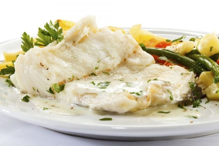 Pollock in Sour Cream and Mustard Sauce