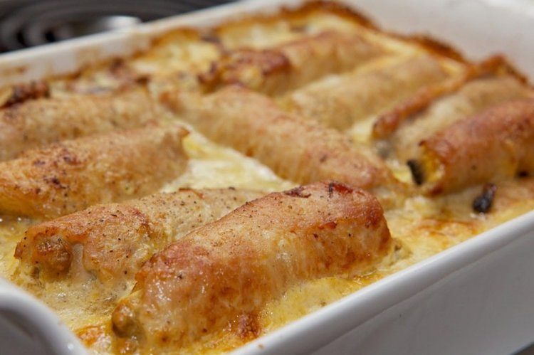 Pork Rolls with Mushrooms in the Oven