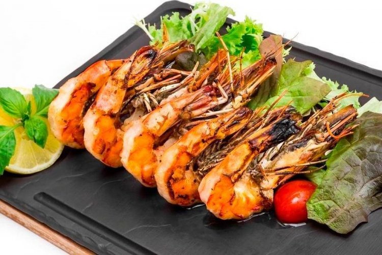 Grilled Langoustines Marinated with Ginger, Mint, and Lemon Juice