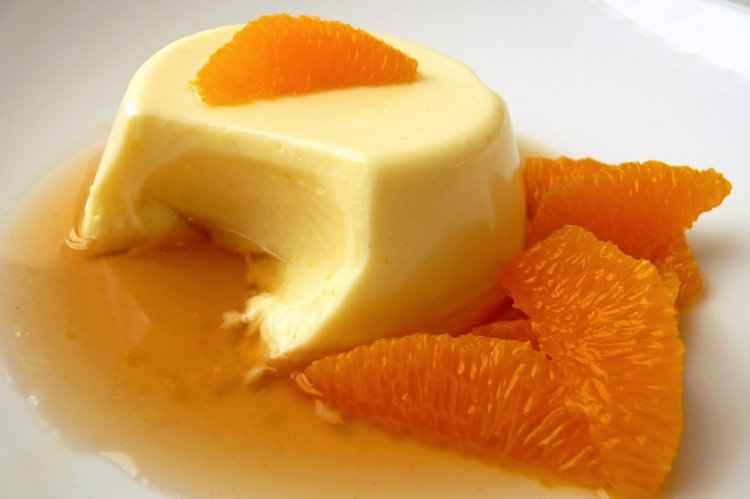 Pudín de naranja con yemas y gelatina