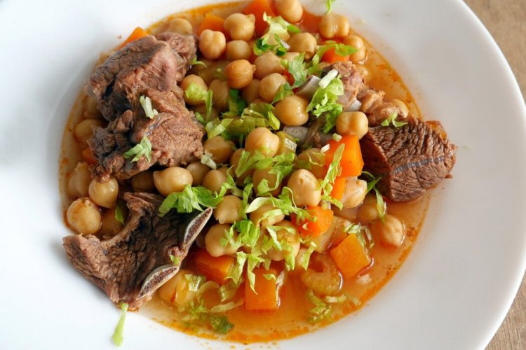 Braised Lamb with Chickpeas