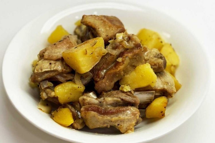 Braised Lamb with Potatoes