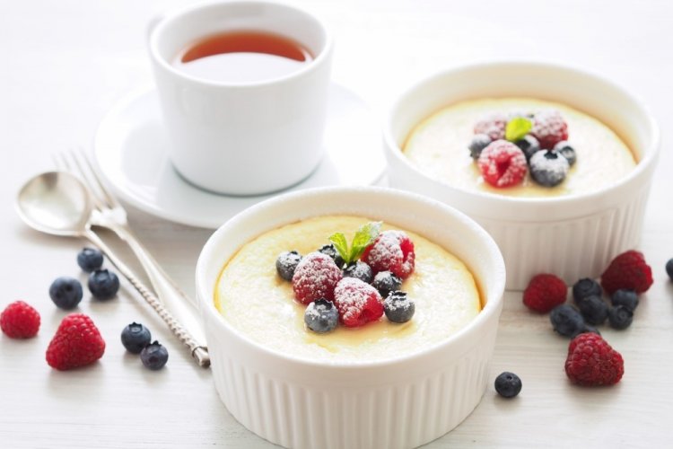 Cottage Cheese Soufflé with Ricotta and Berries