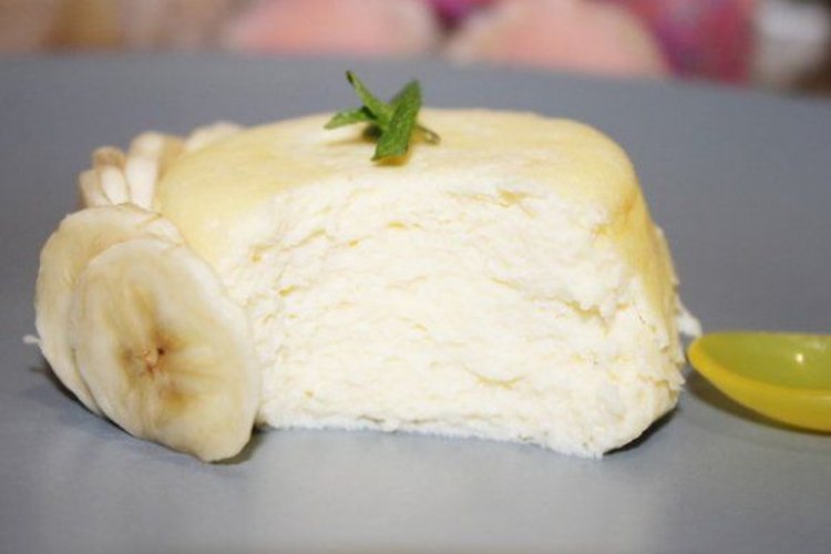 Steamed Cottage Cheese Soufflé