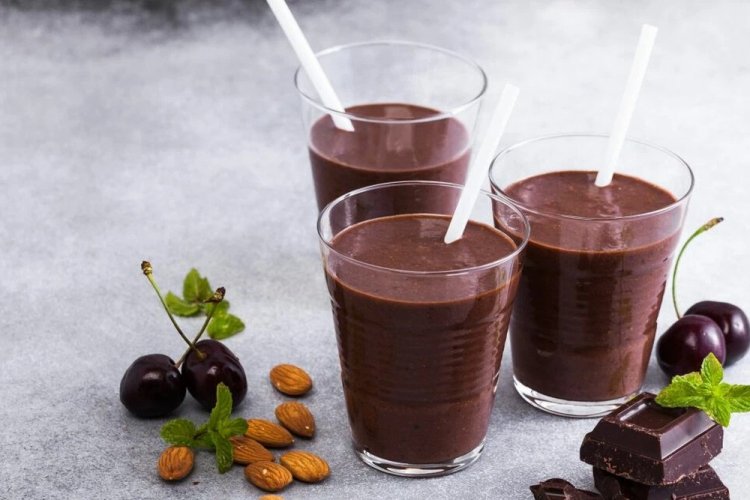 Batido de chocolate con cerezas