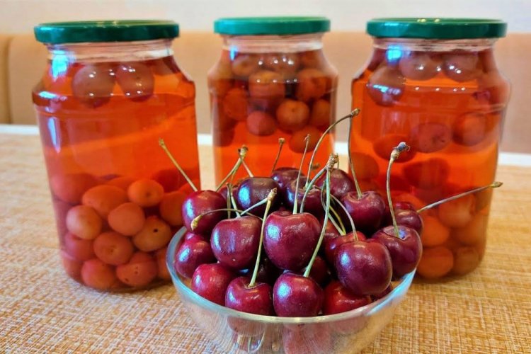Compota de cerezas para el invierno