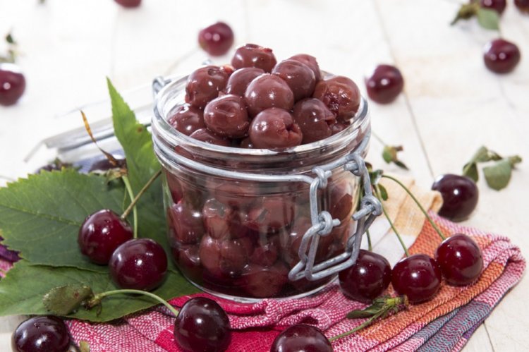 Cerezas encurtidas