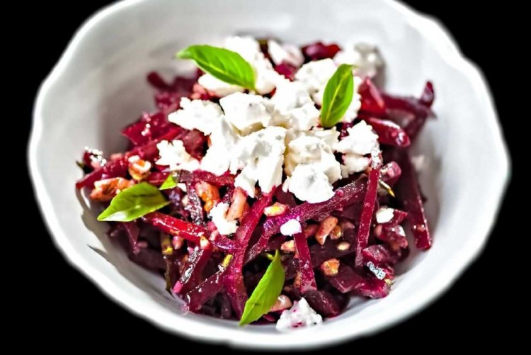 Ensalada de remolacha y grosella negra