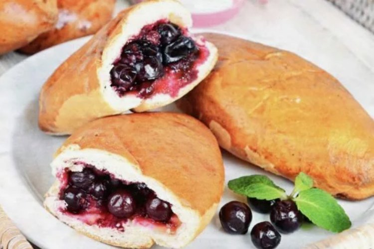 Empanadillas de grosella negra