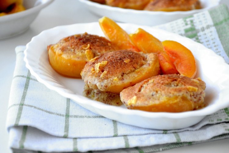 Baked Peaches with Cottage Cheese