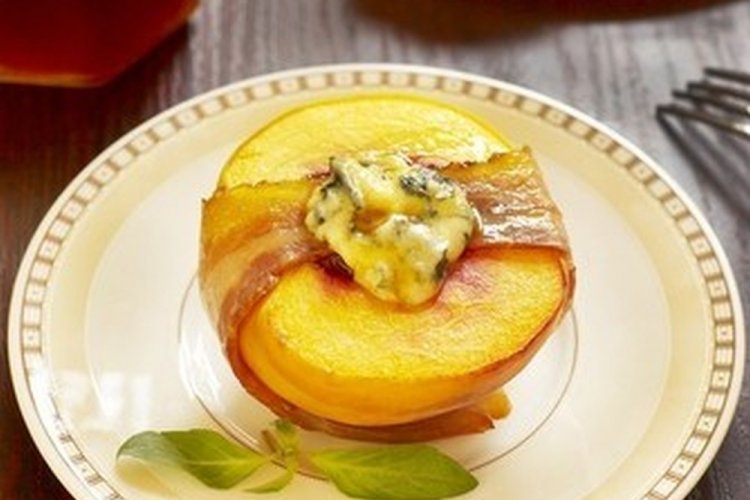 Baked Peaches Wrapped in Bacon