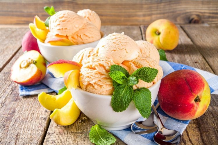 Yogurt Peach Ice Cream