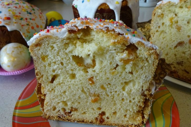 Kulich de Pascua Húmedo