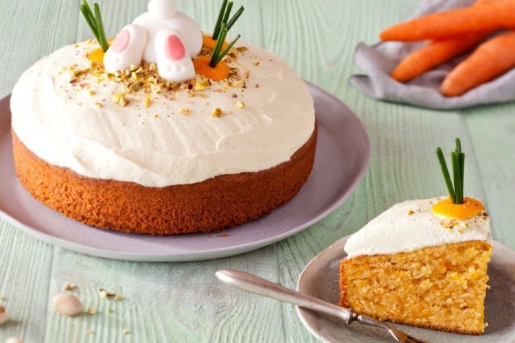 Kulich de requesón y zanahoria para Pascua