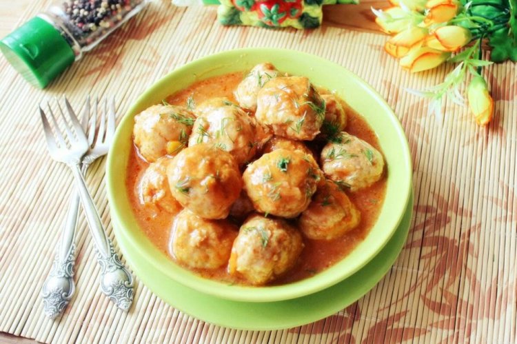 Vegetable Sauce with Sour Cream