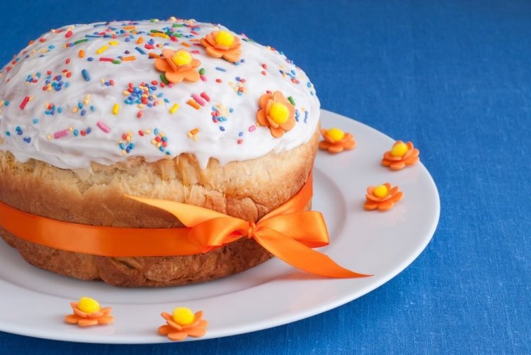 Kulich de Pascua de requesón en olla de cocción lenta