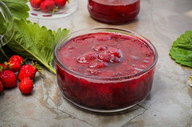 Confitura de fresas silvestres con pectina