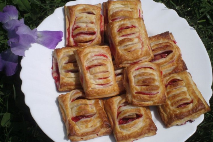 Hojaldres de fresas silvestres