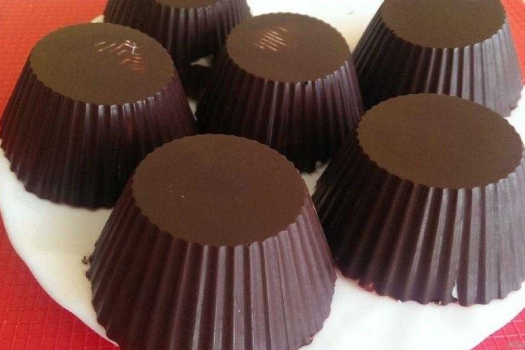 Barritas de requesón con frambuesa en chocolate