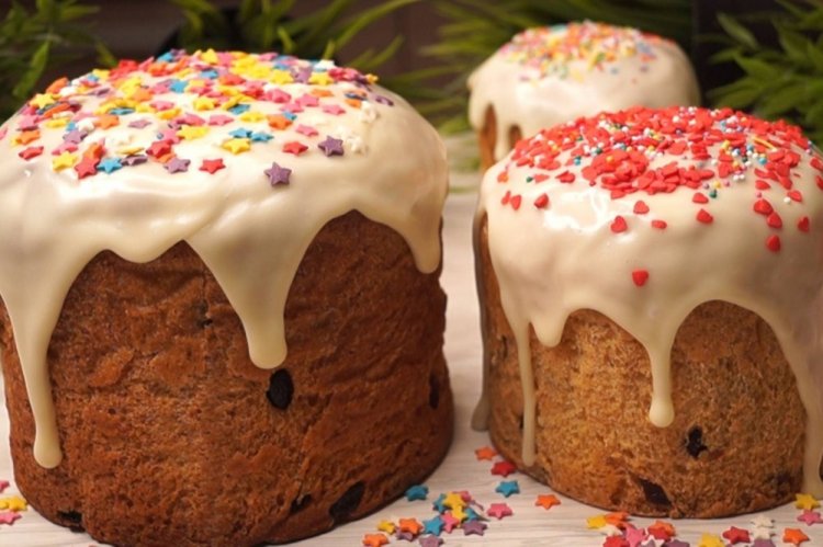 White Chocolate Glaze for Kulich