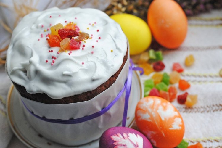 Cream Cheese Glaze for Kulich