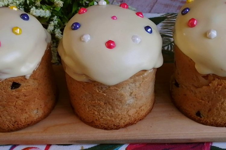 Powdered Milk Glaze for Kulich