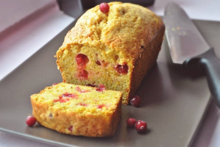 Pumpkin Cake with Cranberries and Oranges