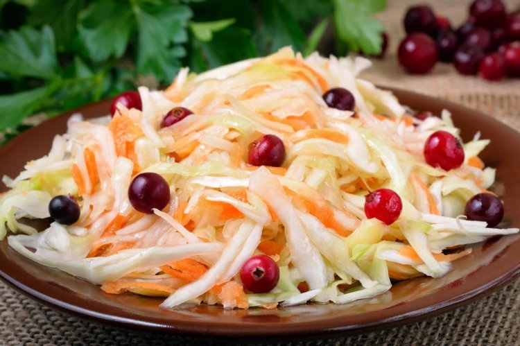 Cabbage and Cranberry Salad