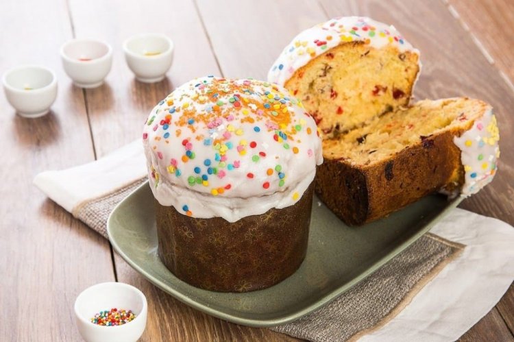 Kulich de Pascua con harina de arroz