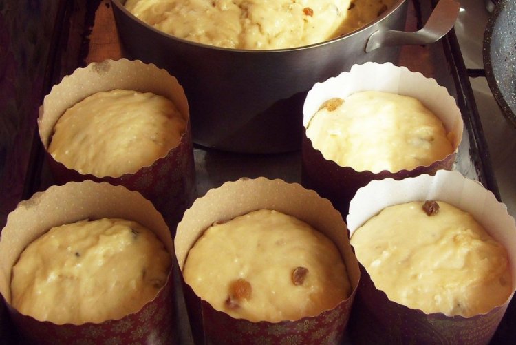 Masa con Crema Agria para Kulich