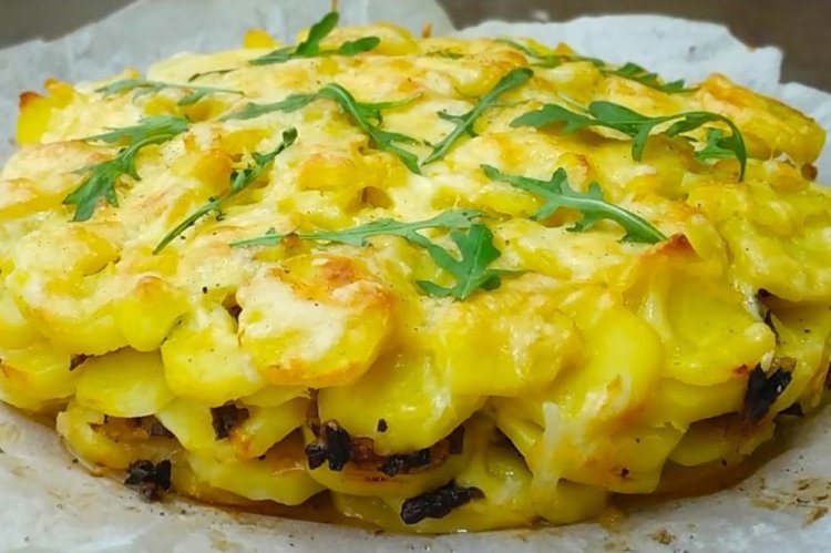 Cazuela de Cuaresma con patatas y champiñones