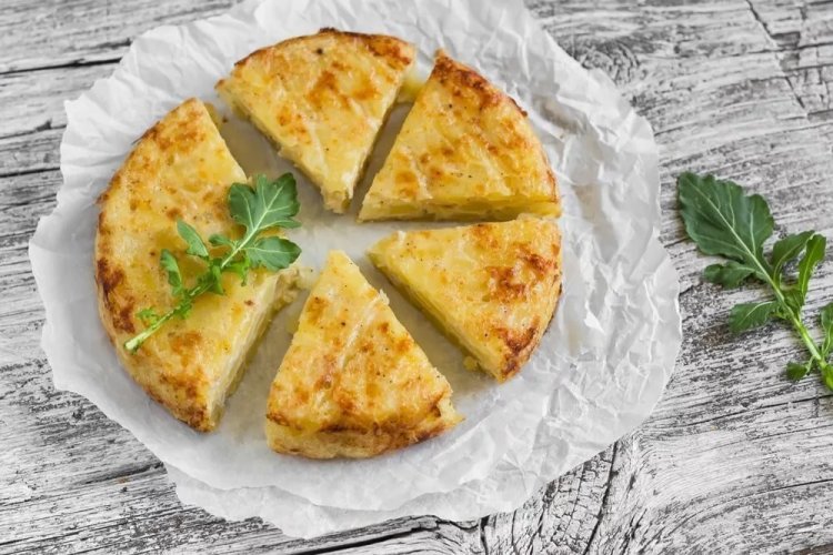 Cazuela de Cuaresma con patatas y boniatos