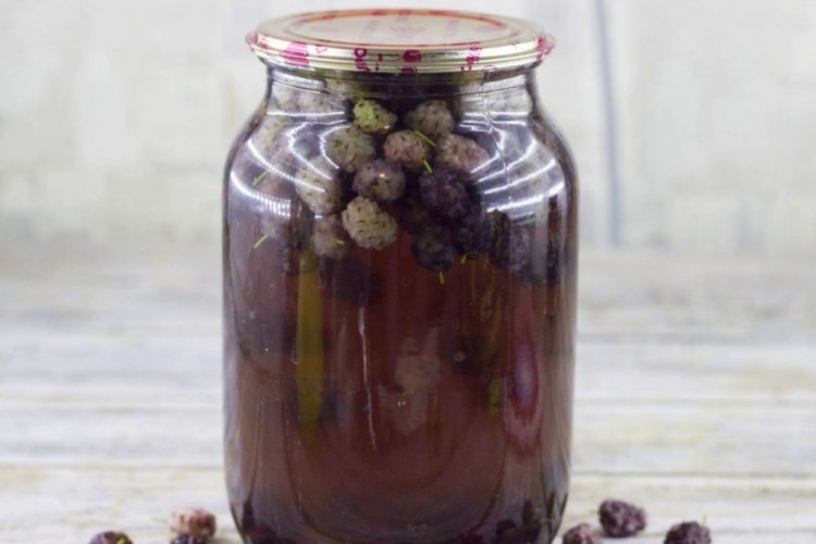 Mulberry Compote for Winter