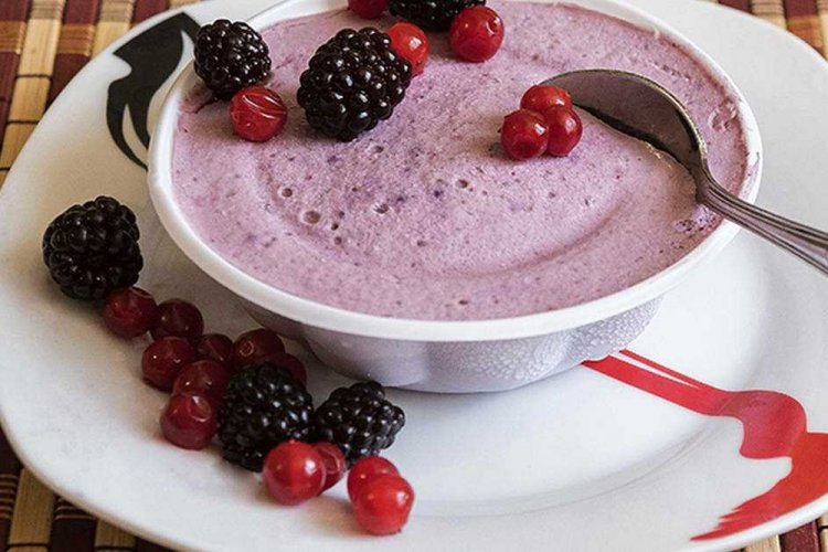 Mulberry Curd Dessert