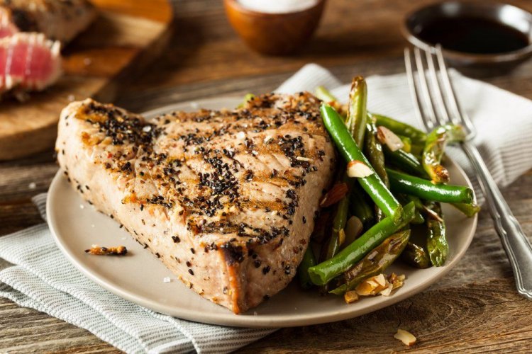 Grilled Tuna with Sour Cream and Mustard in Foil