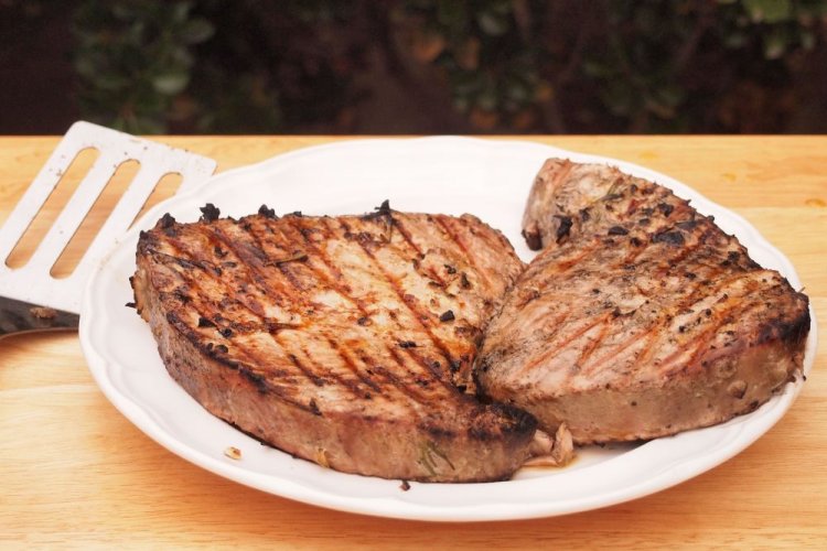 Grilled Tuna Steaks in Tomato-Basil Marinade