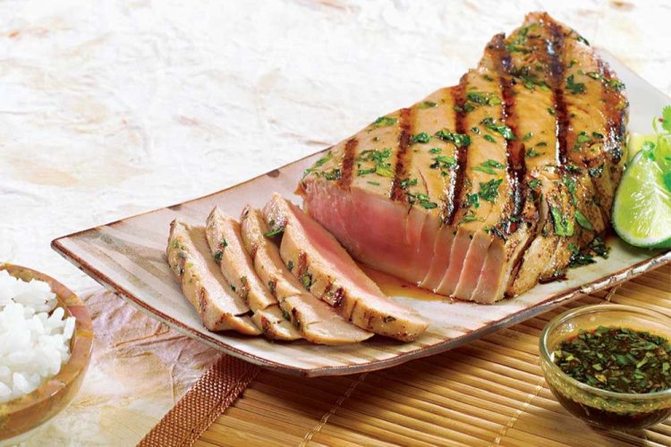 Grilled Tuna in Green Marinade