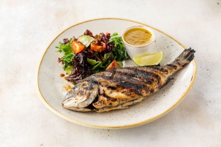 Dorada con lima y coñac a la parrilla
